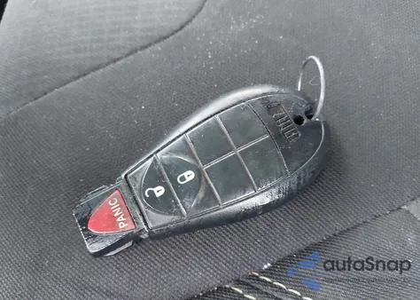 2016 Jeep Cherokee Latitude z USA, uszkodzony, nr VIN 1C4PJMCS5GW193320